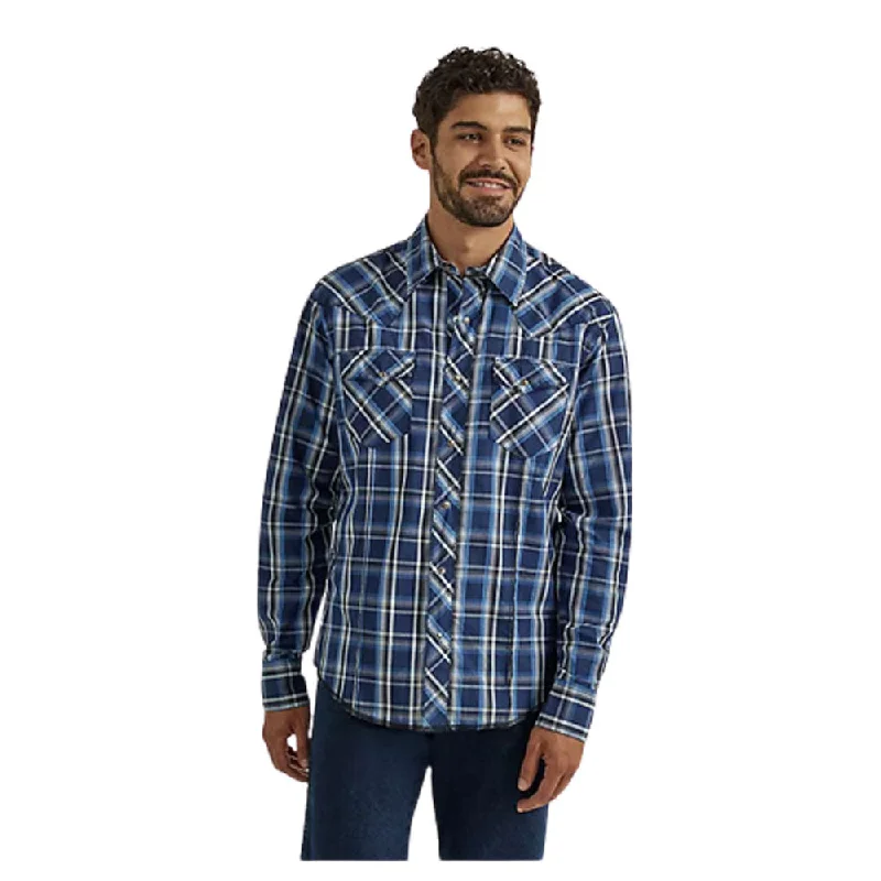 Men's Short-Sleeve Shirts for Warm Weather112337990 Wrangler Men's Long Sleeve Snap Western Snap Shirt -  Berry Blue