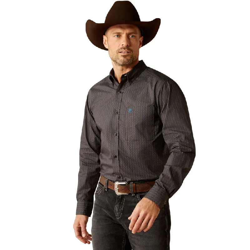 Men's Spread-Collar Shirts for a Bold Statement10053917 Ariat Men's Pompey Fitted Long Sleeve Button down Shirt - Black