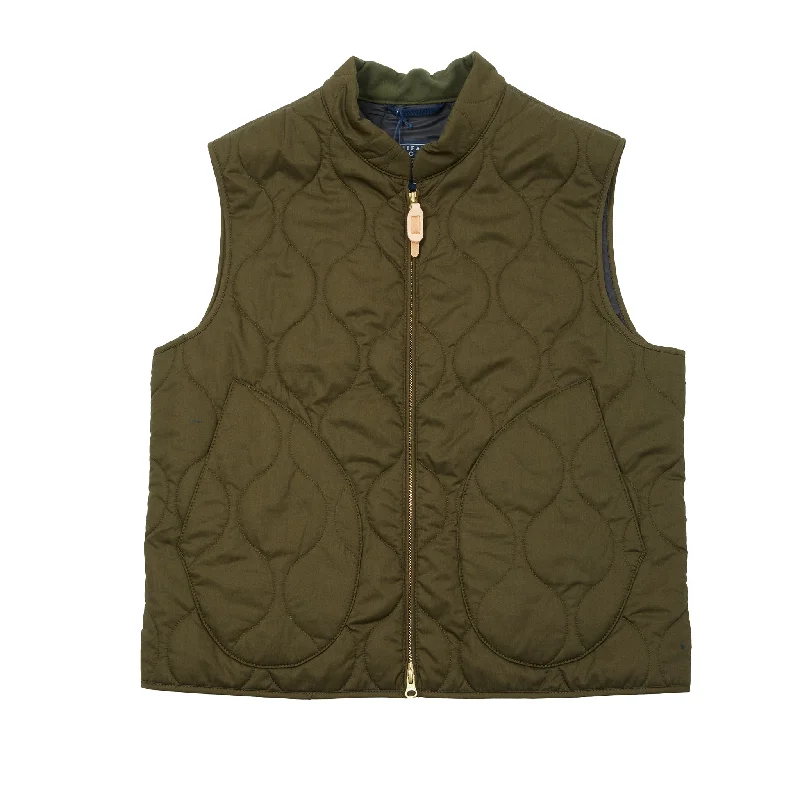 Men's Coats Made in the USAManifattura Ceccarelli Quilted Vest in Olive