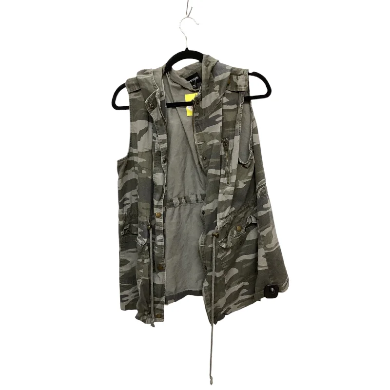 Essential Men's Puffer JacketsVest Other By Zenana Outfitters In Camouflage Print, Size: Xl